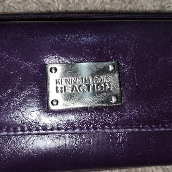 KENNETH COLE wallet - Picture 3 of 8